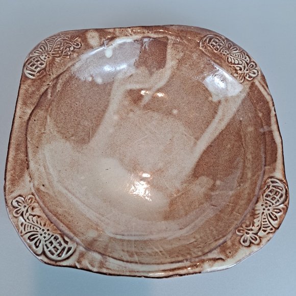 Pottery Bowl Serving Dish with Embossed Corners Signed - Picture 2 of 8